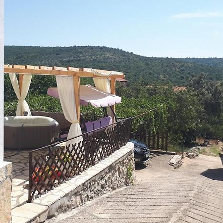 Luminaria Solis Vacation Home Rogoznica  Exterior photo