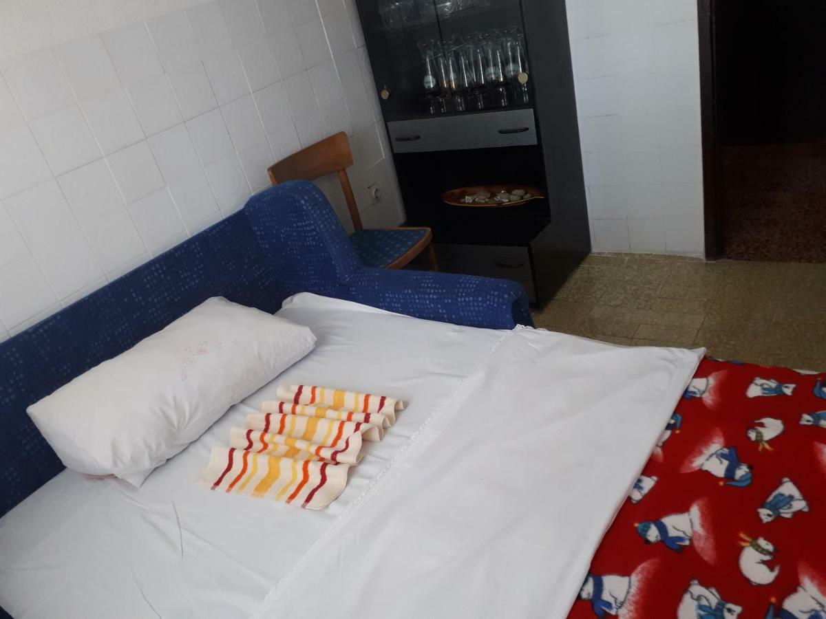 Luminaria Solis Vacation Home Rogoznica  Exterior photo